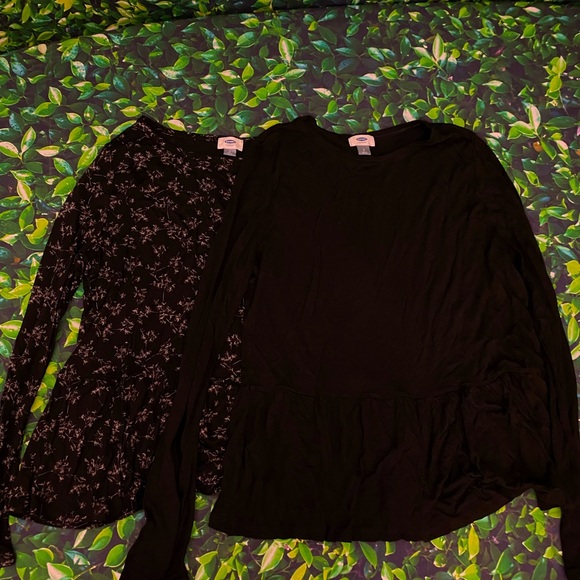 Old Navy- Black Floral Long Sleeve Peplum Top - L - Picture 5 of 6